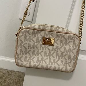 Michael Kors small purse
